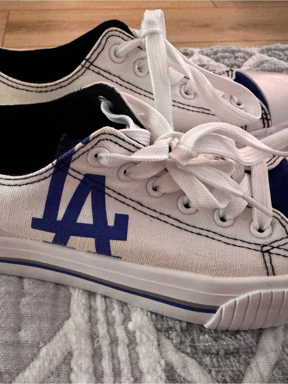 White Canvas Women's Lace-Up Sneakers with Blue Team Logo